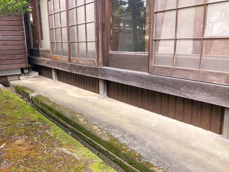 縁側床下 施工後