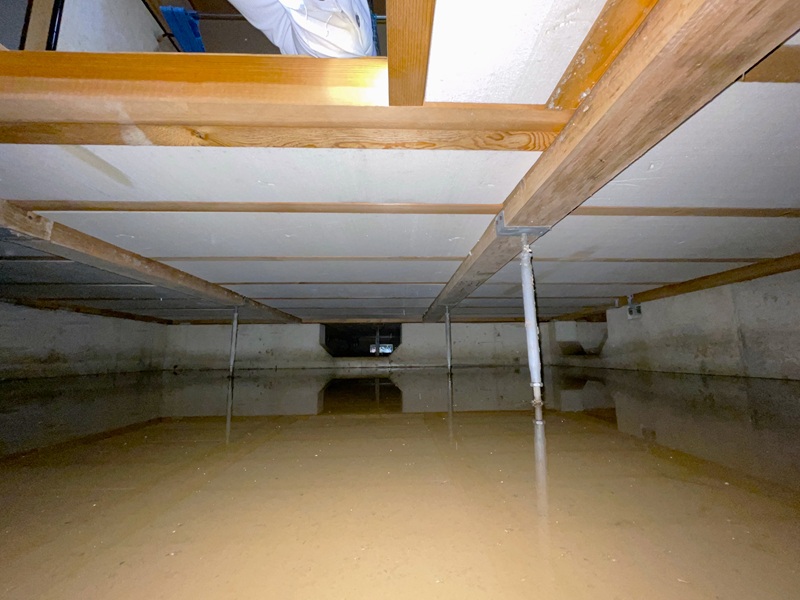 床下の浸水状況